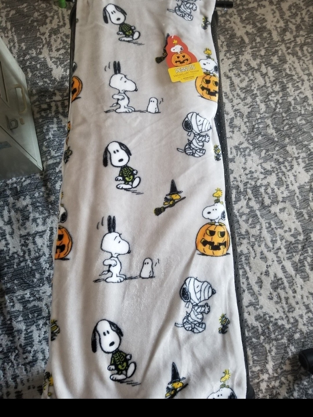 Berkshire Peanuts Snoopy Halloween Velvet Throw Gray with Orange & Black Accents